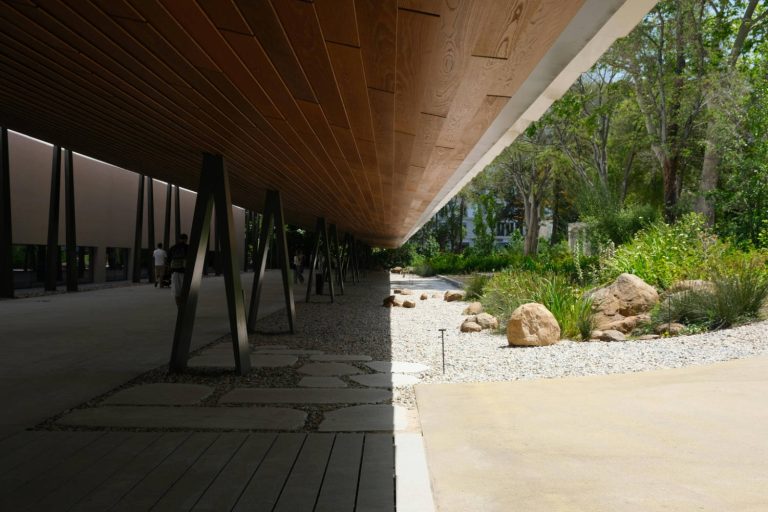 Waterwise Driveway Design: A Smart Approach to Sustainable Landscapes