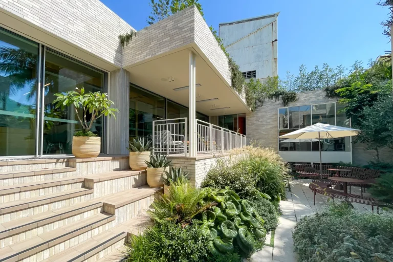 Courtyard Garden Design: Transforming Small Spaces with Impact